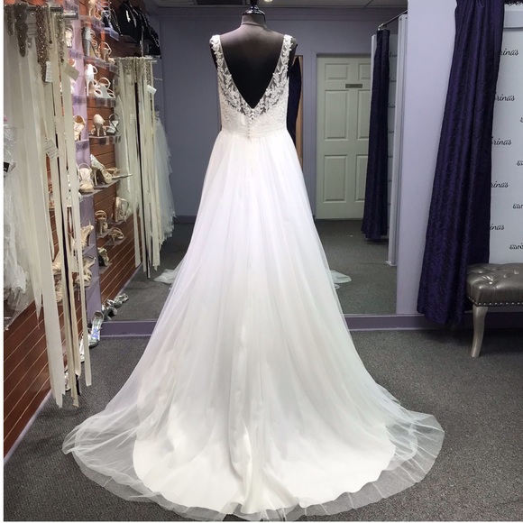 Lia Mia - Style OC2021 - Size  16 - Ivory - Picture 2 of 4